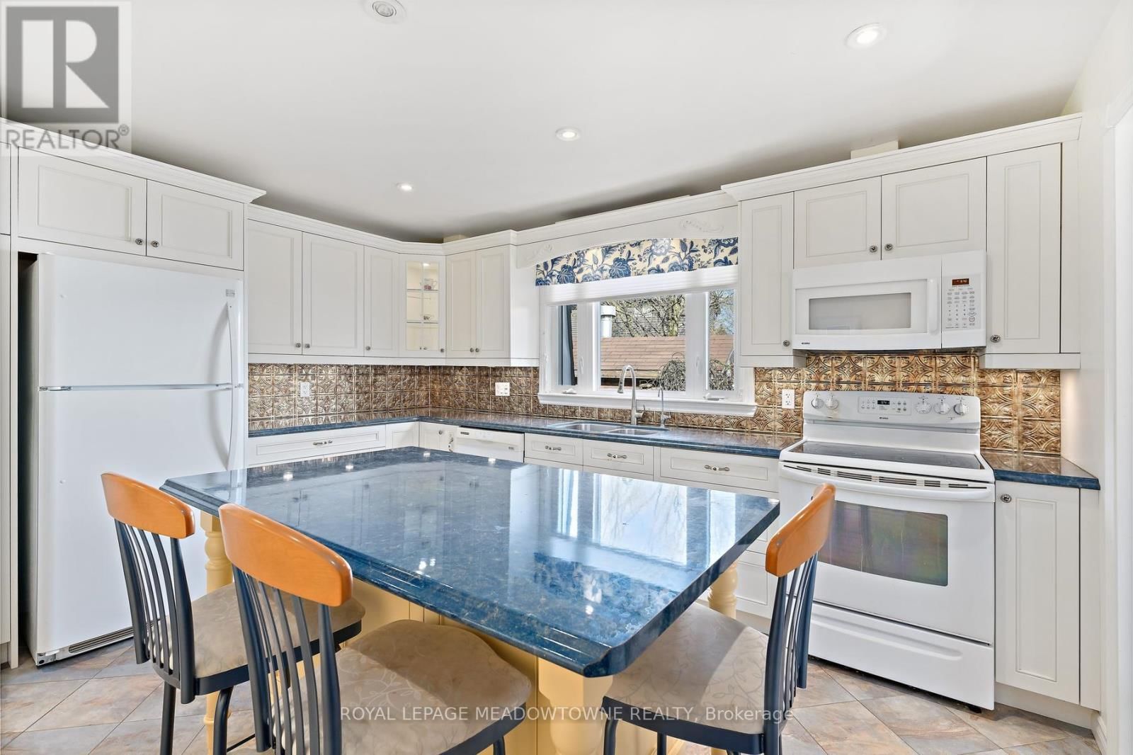 82 MARY STREET Image 17