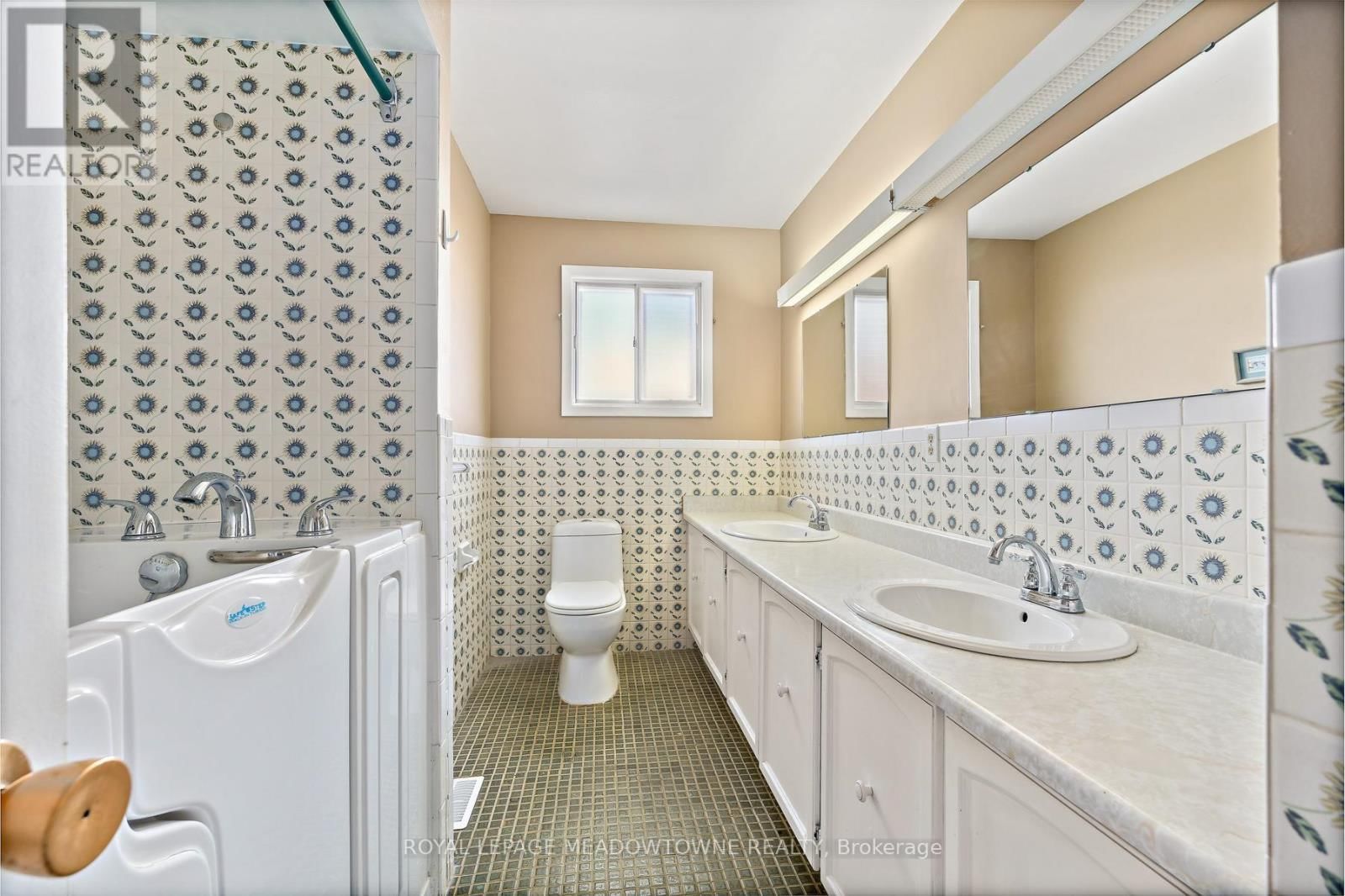 82 MARY STREET Image 26