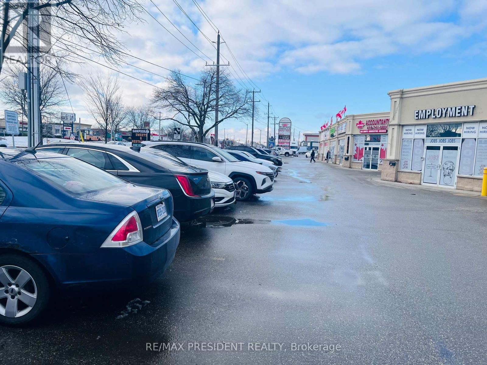 31-32 - 1772 ALBION ROAD Image 1