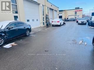 31-32 - 1772 ALBION ROAD Image 3