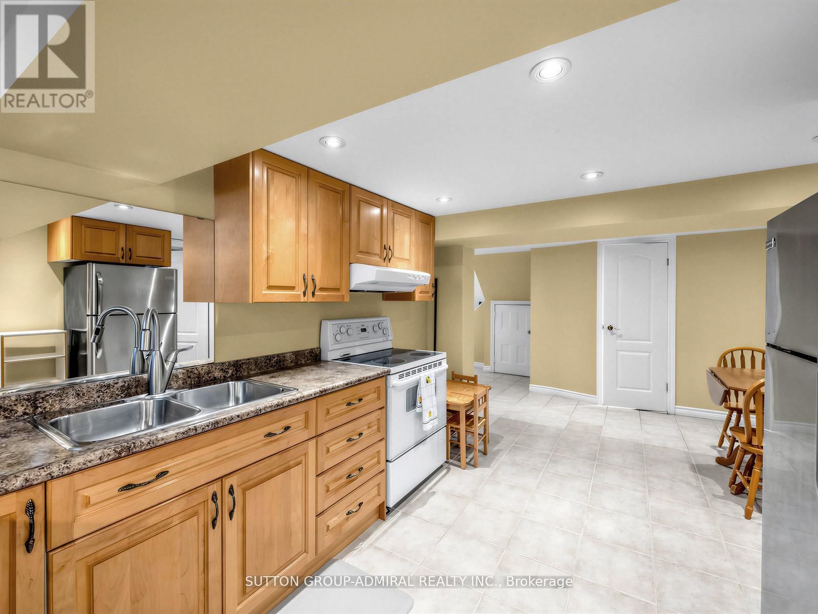 24 BILLINGHAM ROAD Image 28