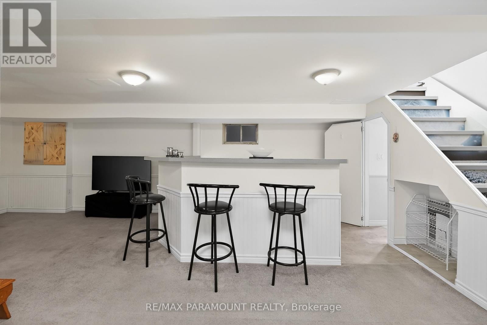 202 ARCHDEKIN DRIVE Image 29