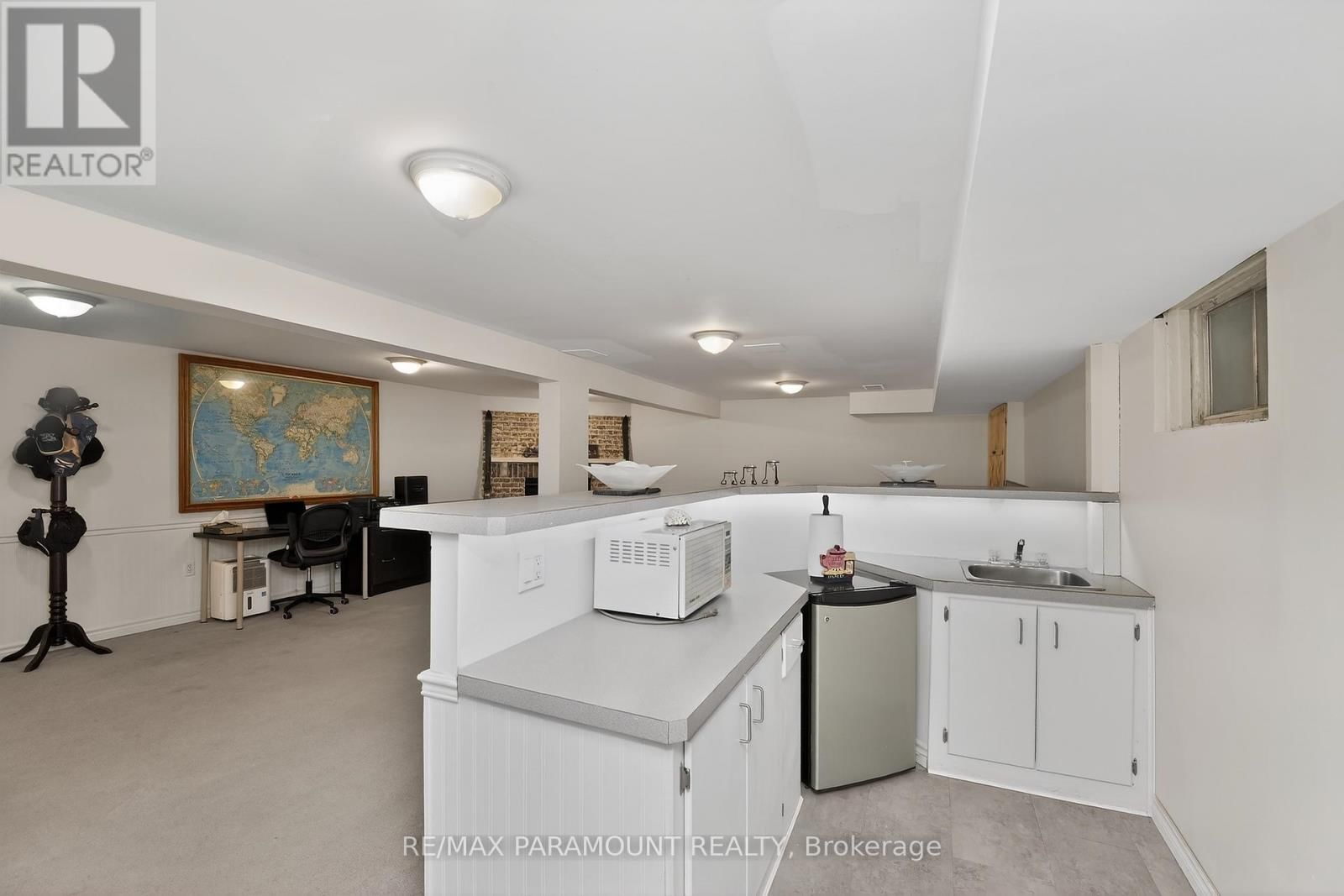 202 ARCHDEKIN DRIVE Image 30