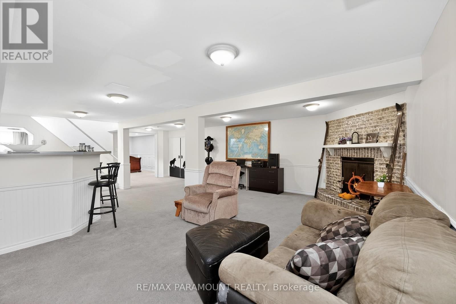 202 ARCHDEKIN DRIVE Image 33