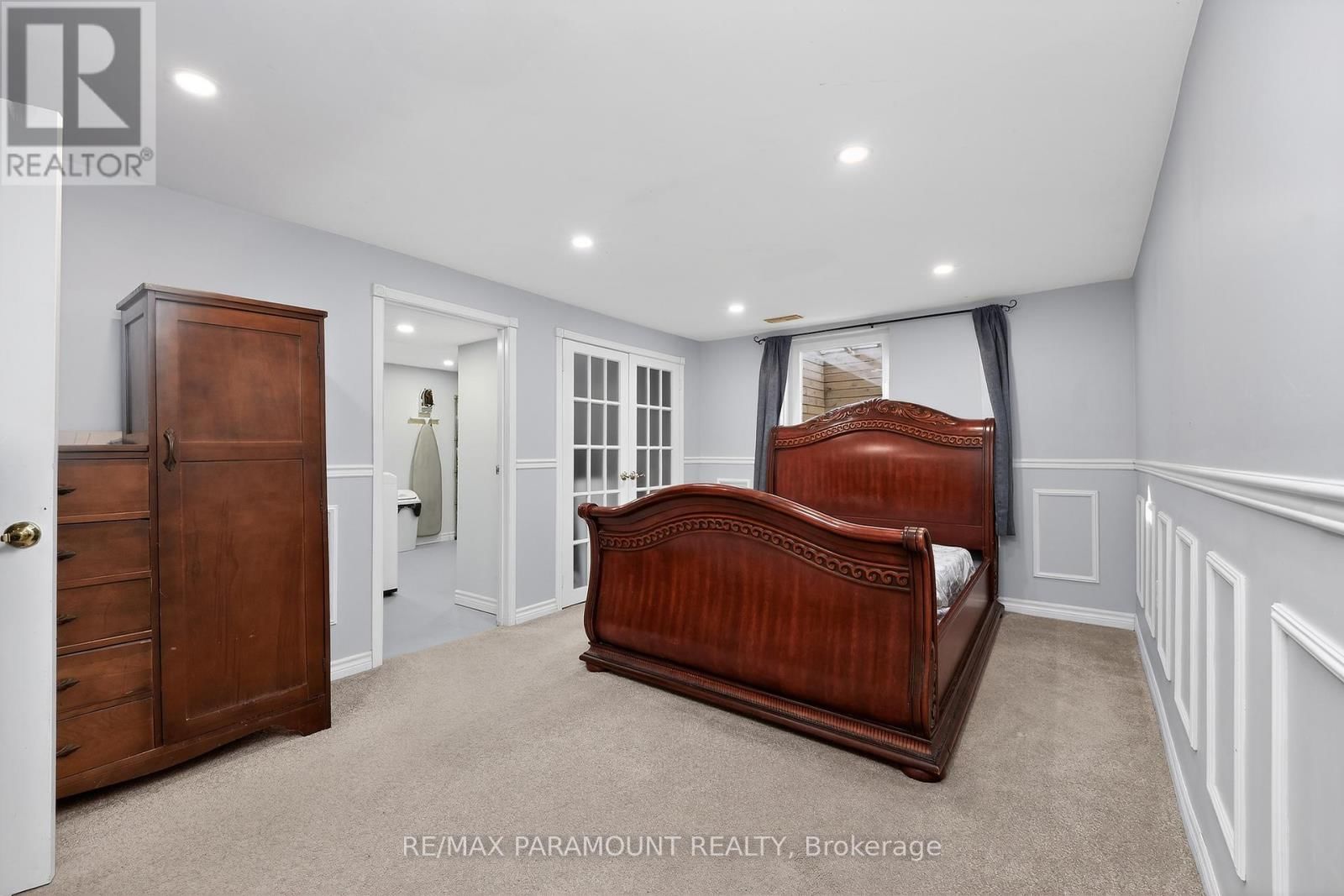 202 ARCHDEKIN DRIVE Image 35