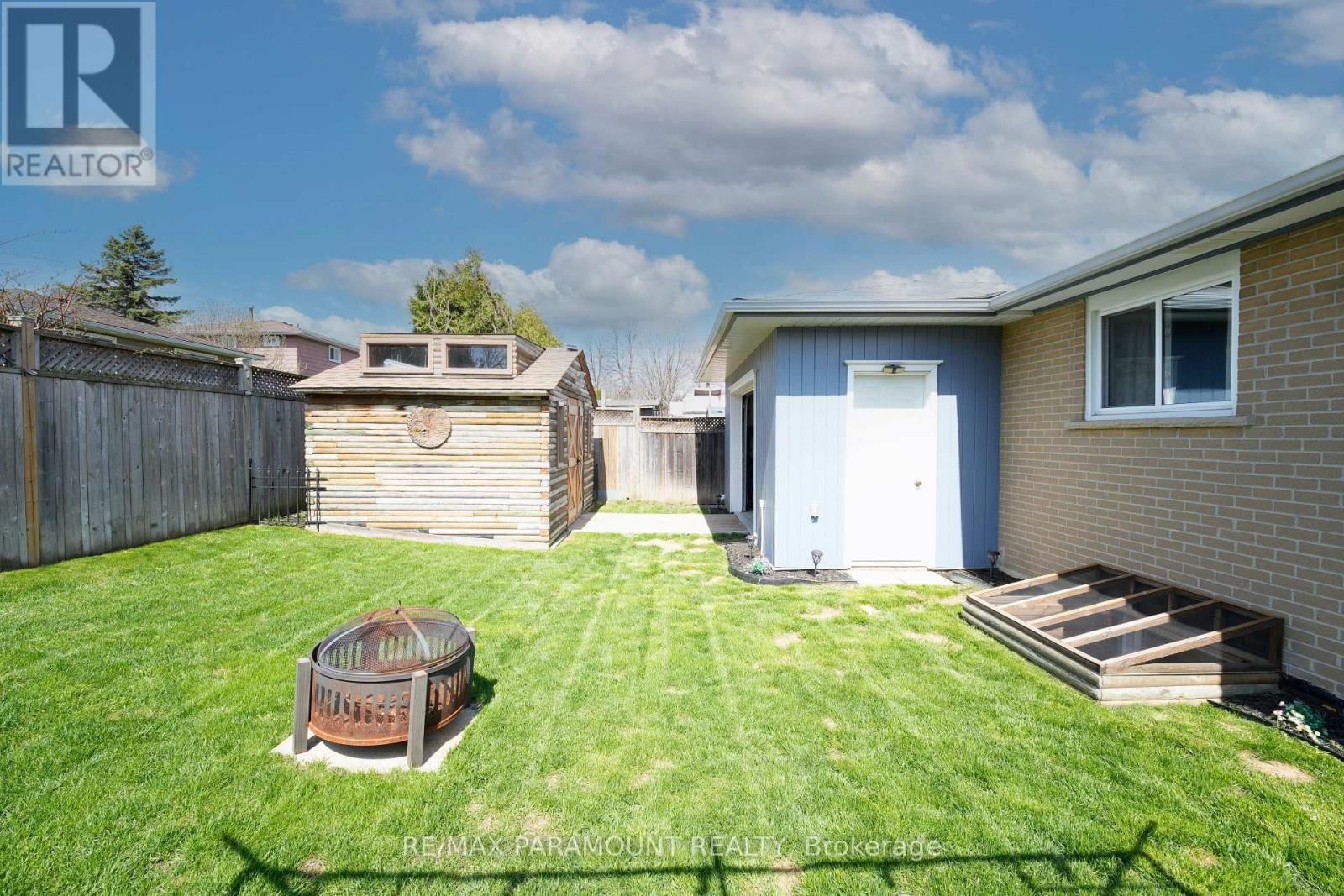 202 ARCHDEKIN DRIVE Image 41