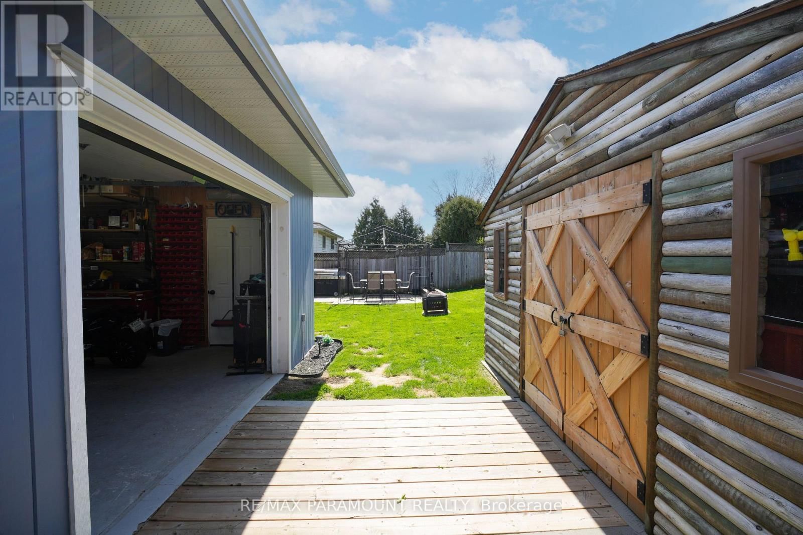 202 ARCHDEKIN DRIVE Image 43