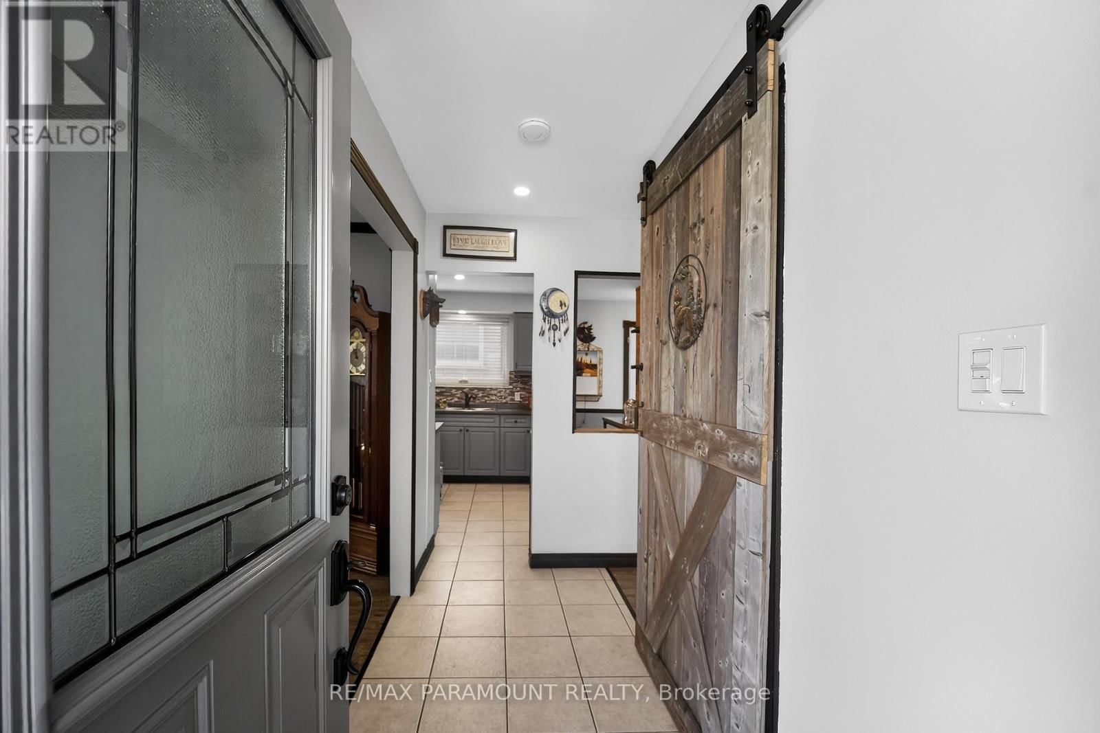 202 ARCHDEKIN DRIVE Image 7