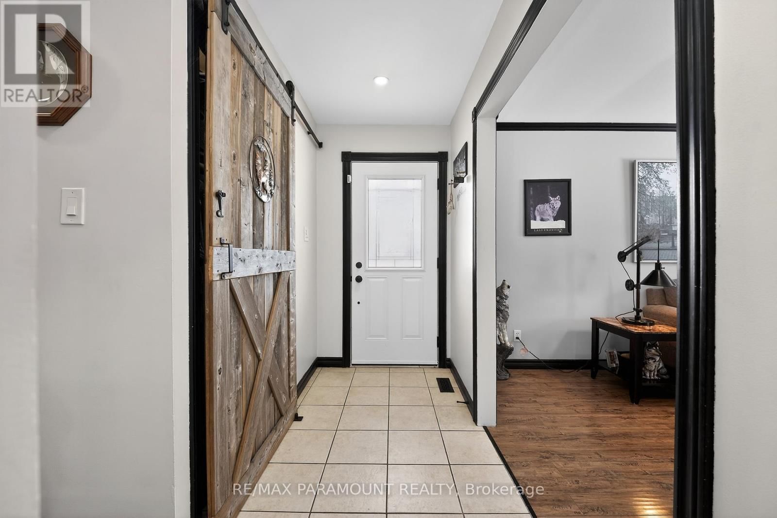 202 ARCHDEKIN DRIVE Image 8