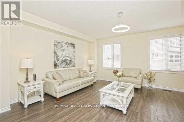 10 RABBIT RUN WAY Image 2