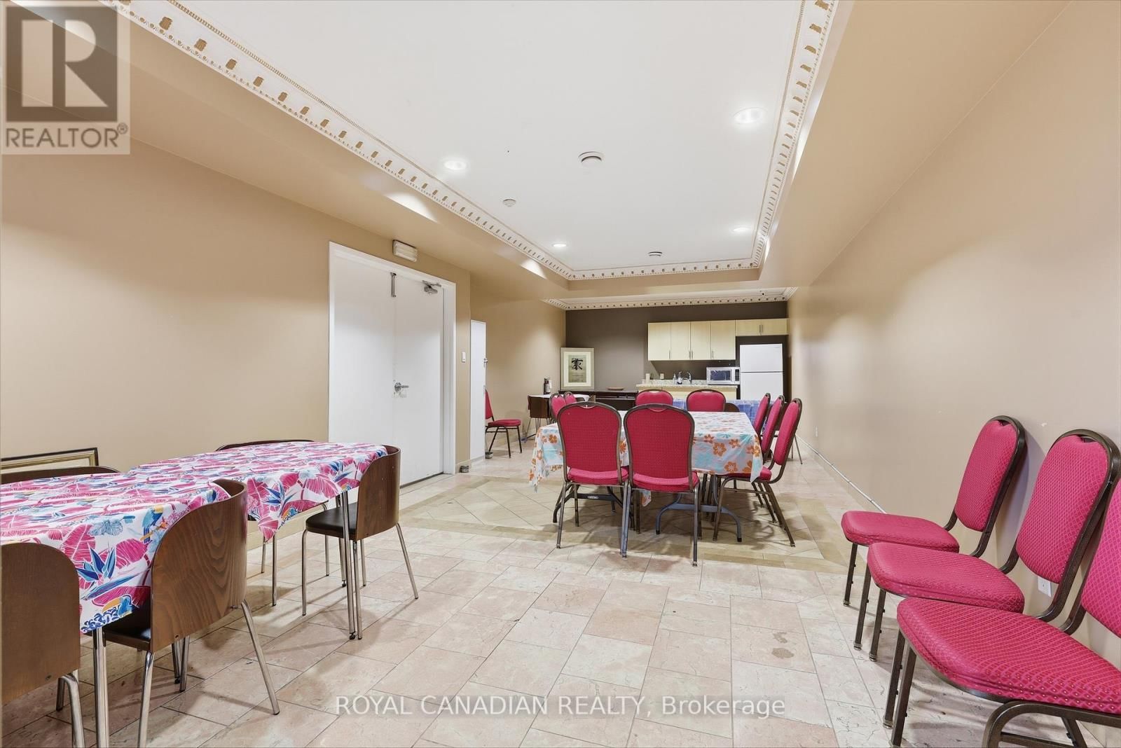 619 - 7405 GOREWAY DRIVE Image 27