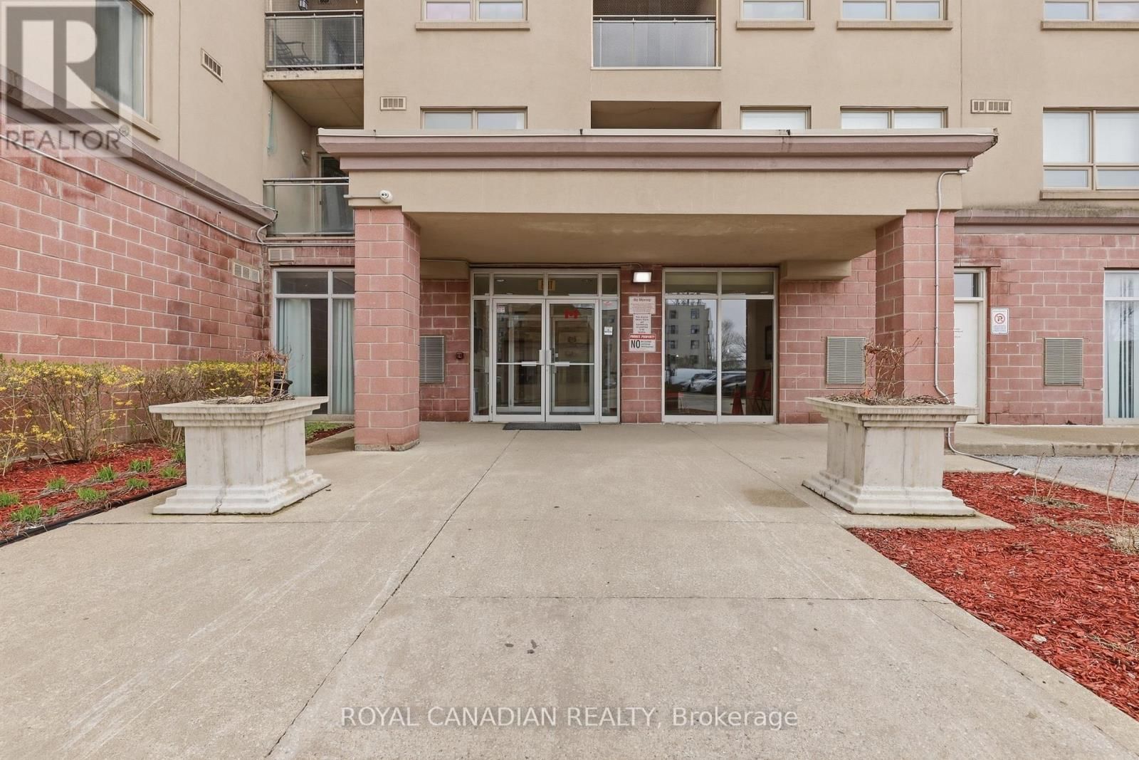619 - 7405 GOREWAY DRIVE Image 4