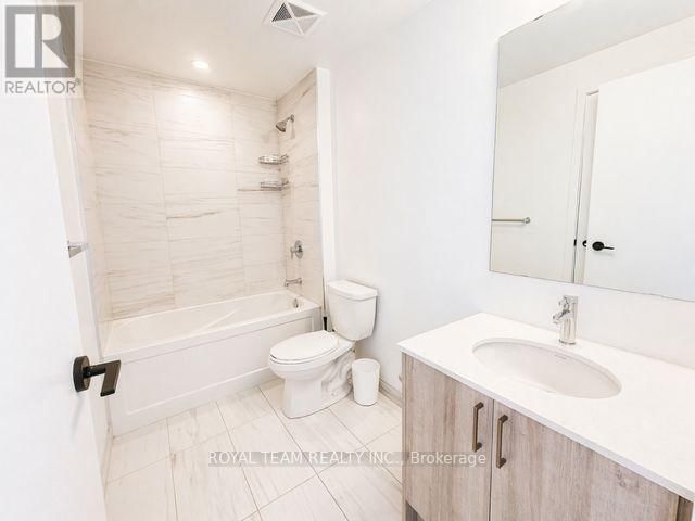 409 - 60 GEORGE BUTCHART DRIVE Image 16