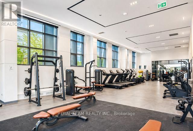 409 - 60 GEORGE BUTCHART DRIVE Image 24