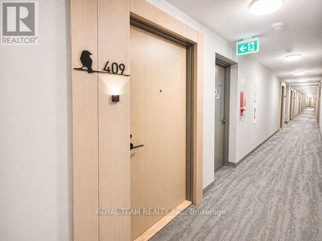 409 - 60 GEORGE BUTCHART DRIVE Image 6