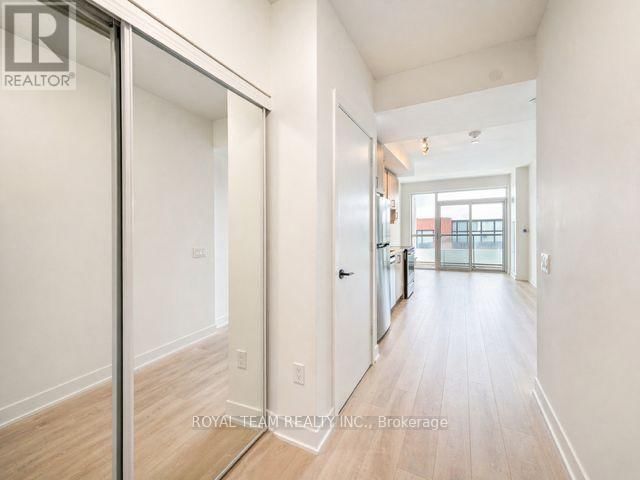 409 - 60 GEORGE BUTCHART DRIVE Image 9