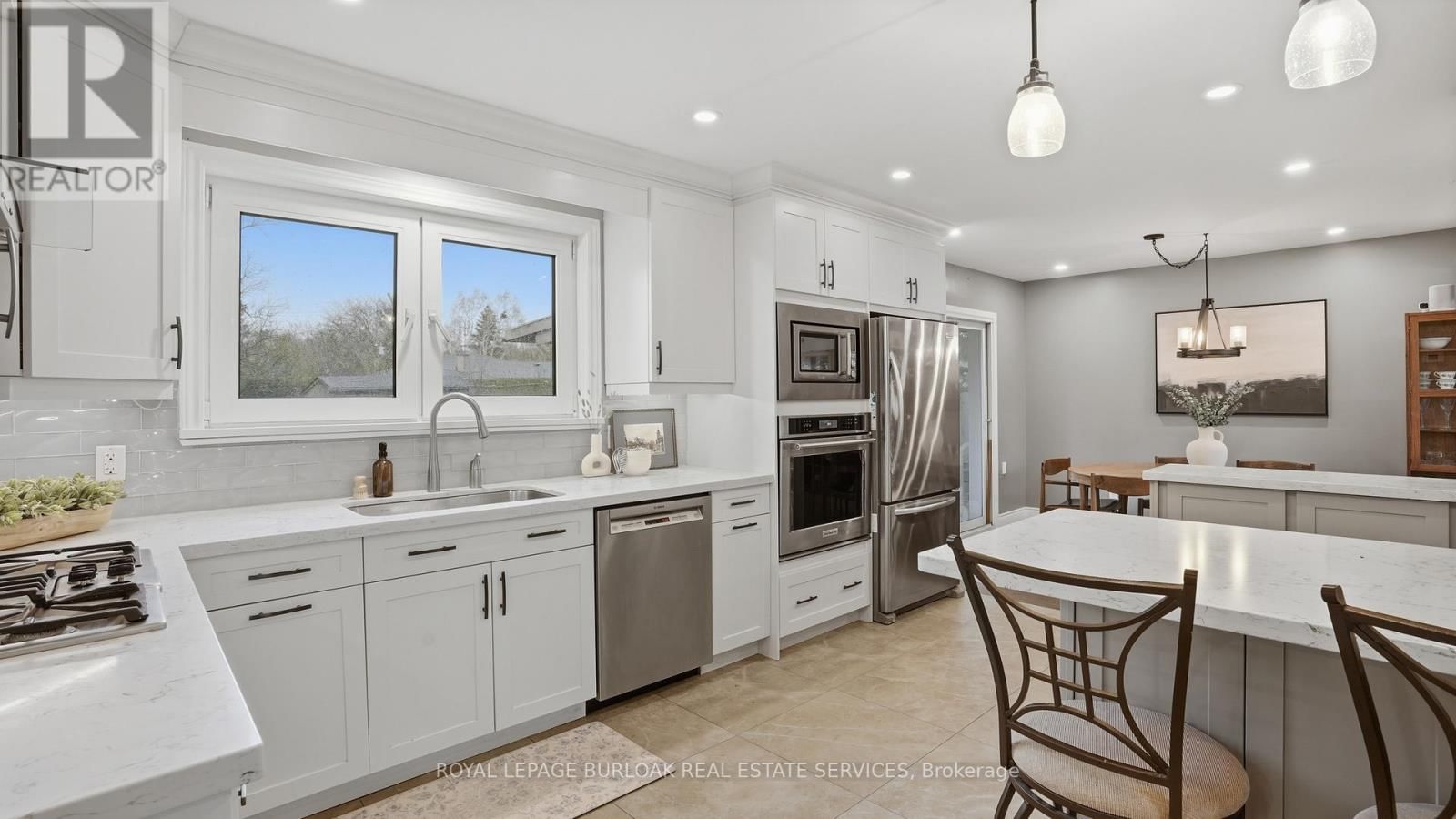 525 GRAND BOULEVARD Image 10