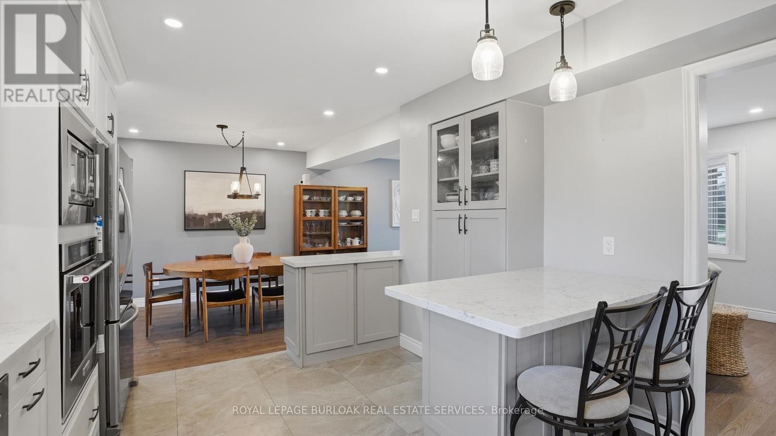 525 GRAND BOULEVARD Image 13