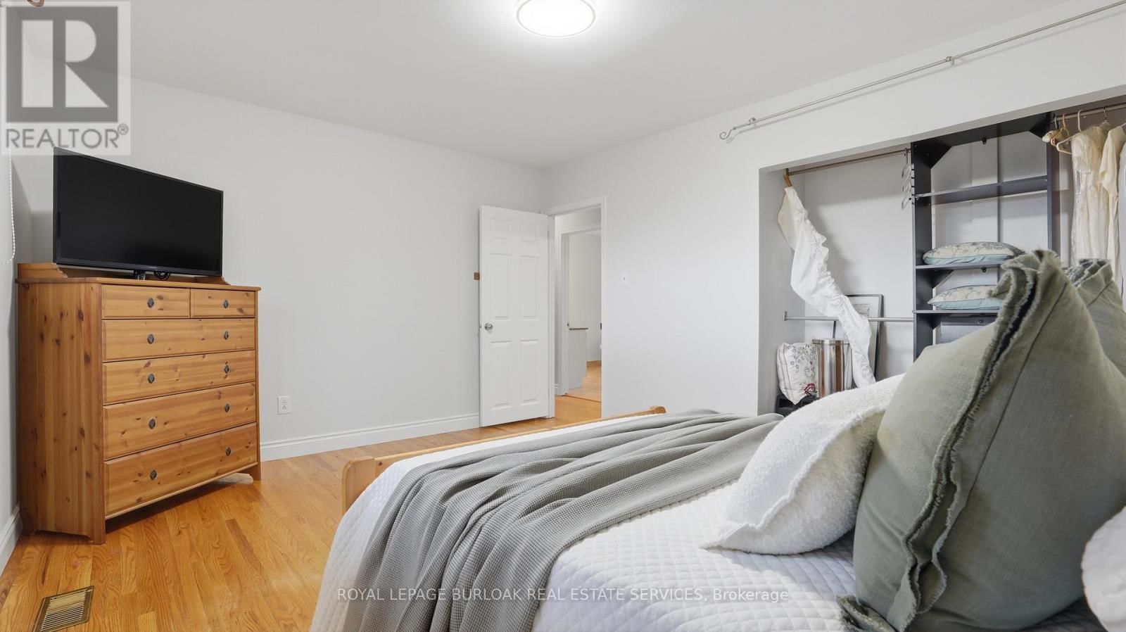 525 GRAND BOULEVARD Image 26