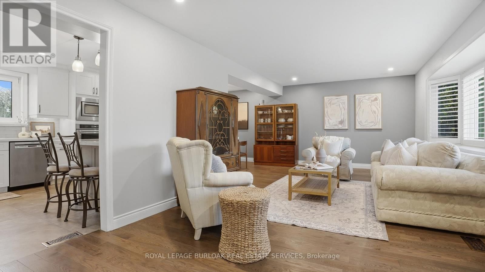 525 GRAND BOULEVARD Image 6