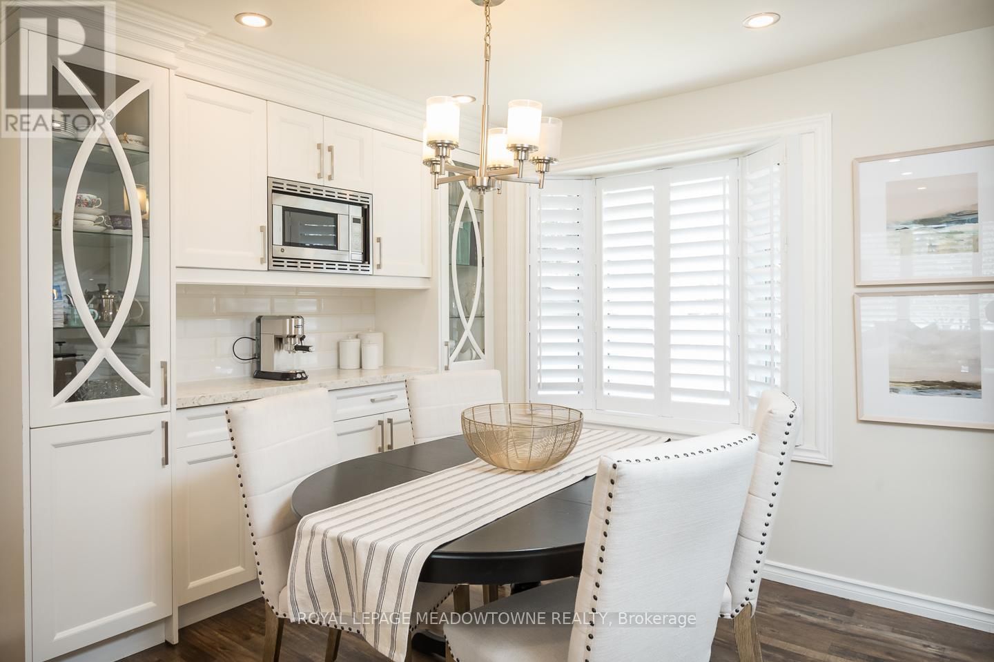 536 NELSON COURT Image 18