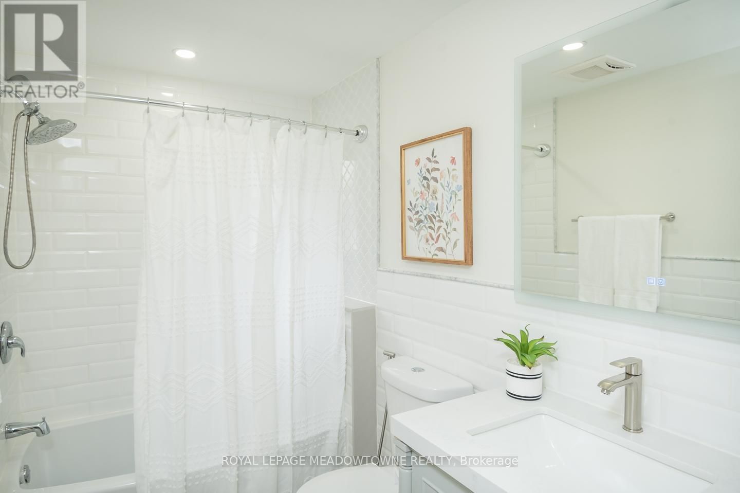 536 NELSON COURT Image 27