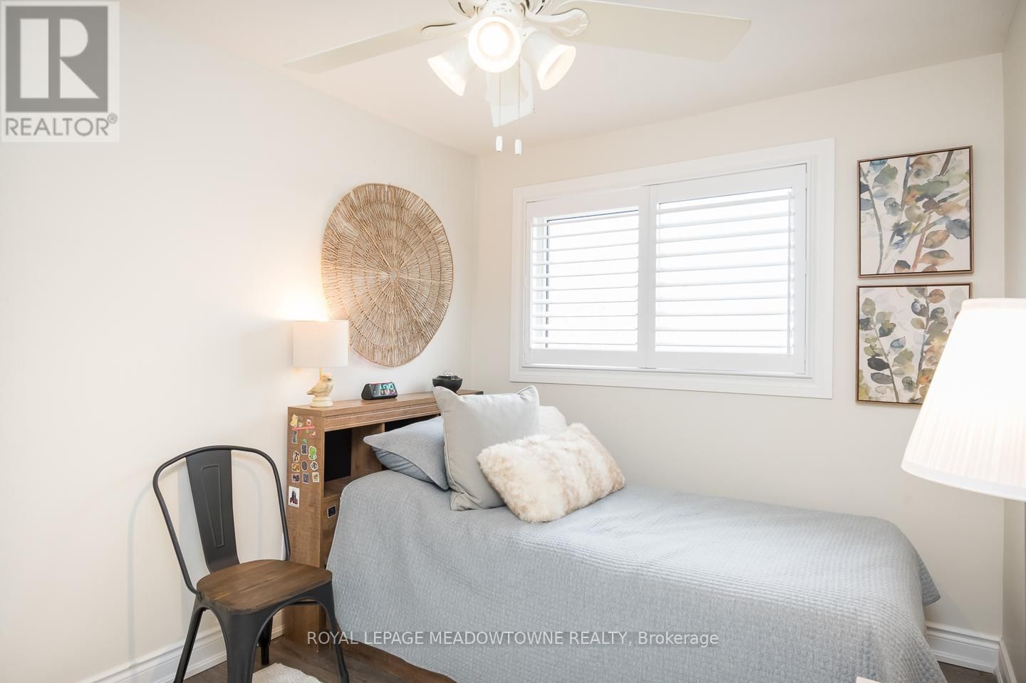 536 NELSON COURT Image 29