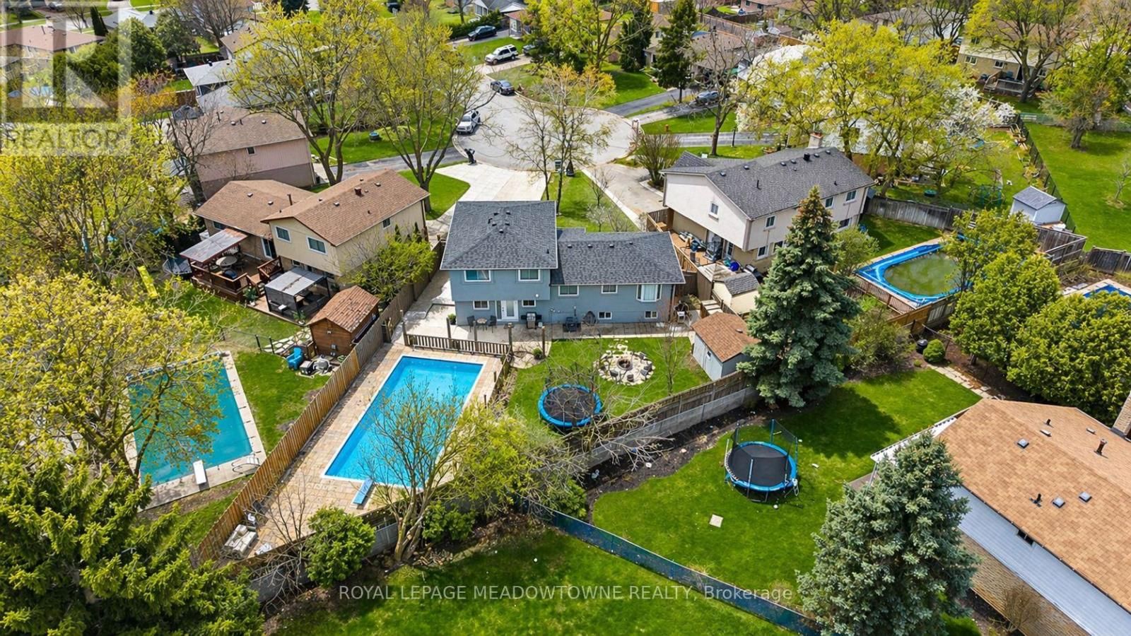 536 NELSON COURT Image 37