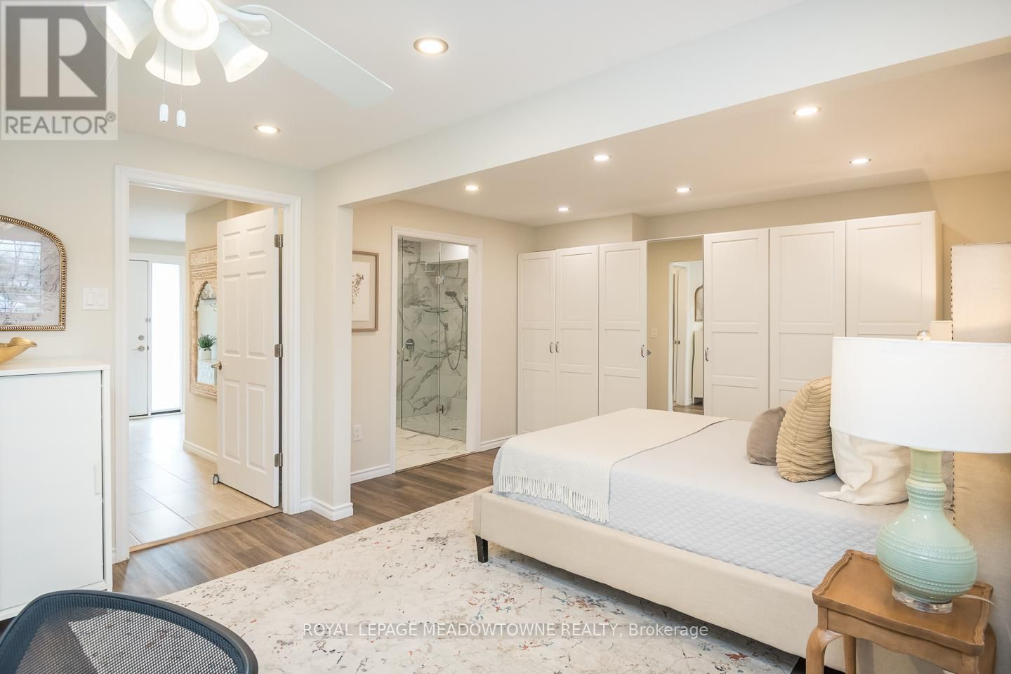 536 NELSON COURT Image 4