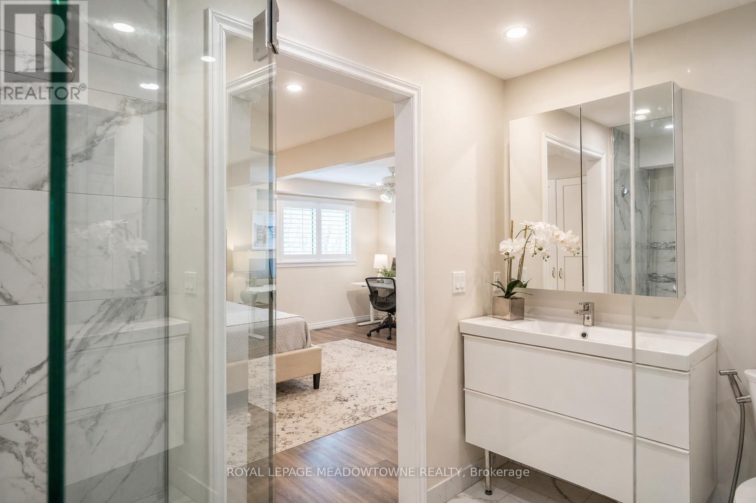 536 NELSON COURT Image 6