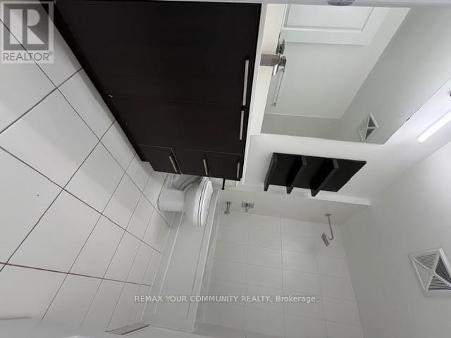 2101 - 16 BROOKERS LANE Image 20