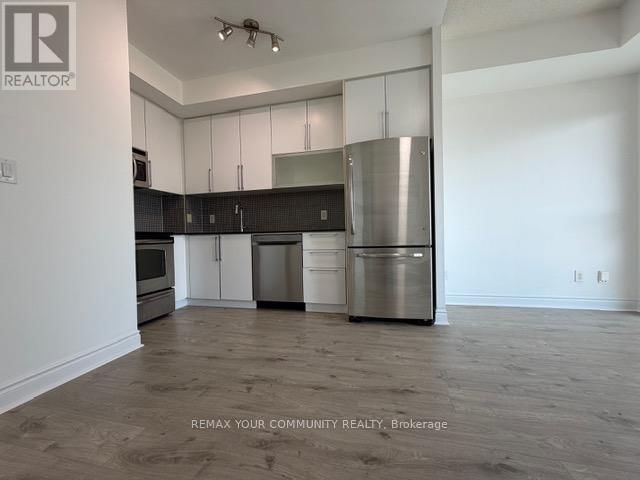 2101 - 16 BROOKERS LANE Image 21