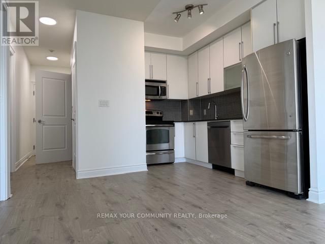 2101 - 16 BROOKERS LANE Image 25