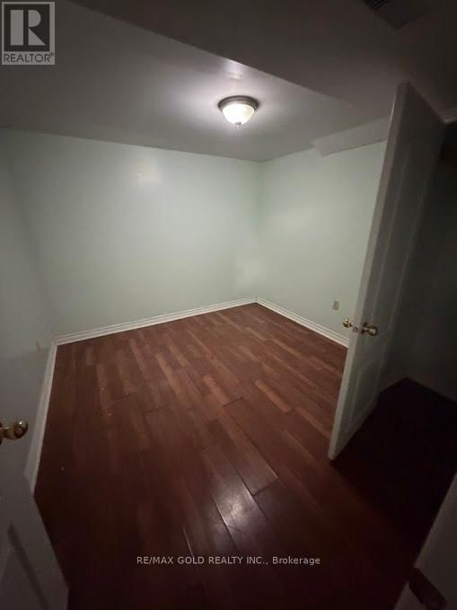 20 RIDGE VALLEY COURT Image 18