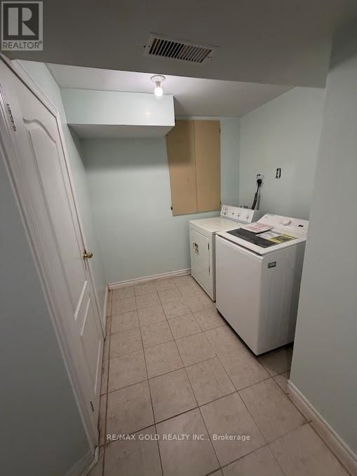 20 RIDGE VALLEY COURT Image 23