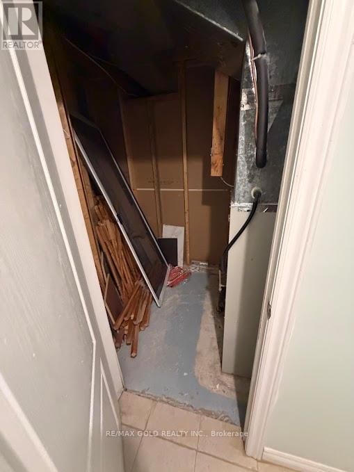 20 RIDGE VALLEY COURT Image 24