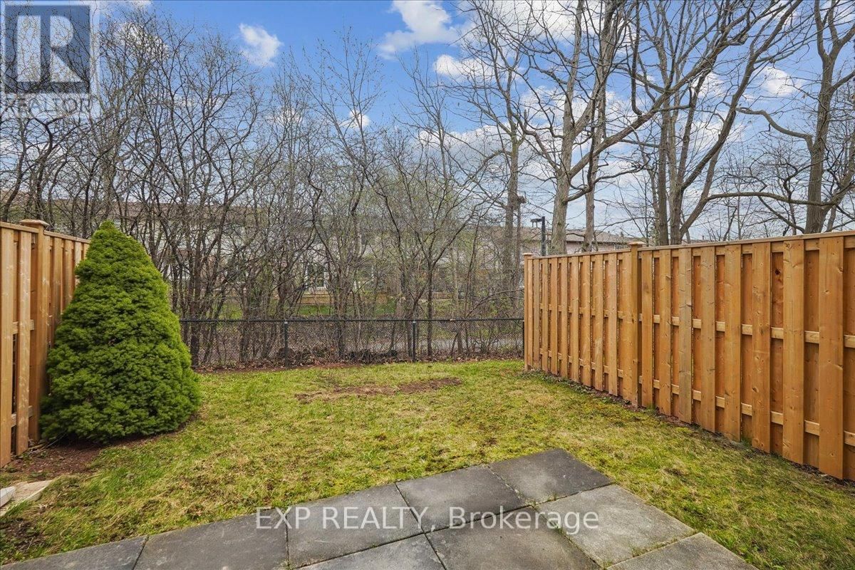 72 - 1556 LANCASTER DRIVE Image 30