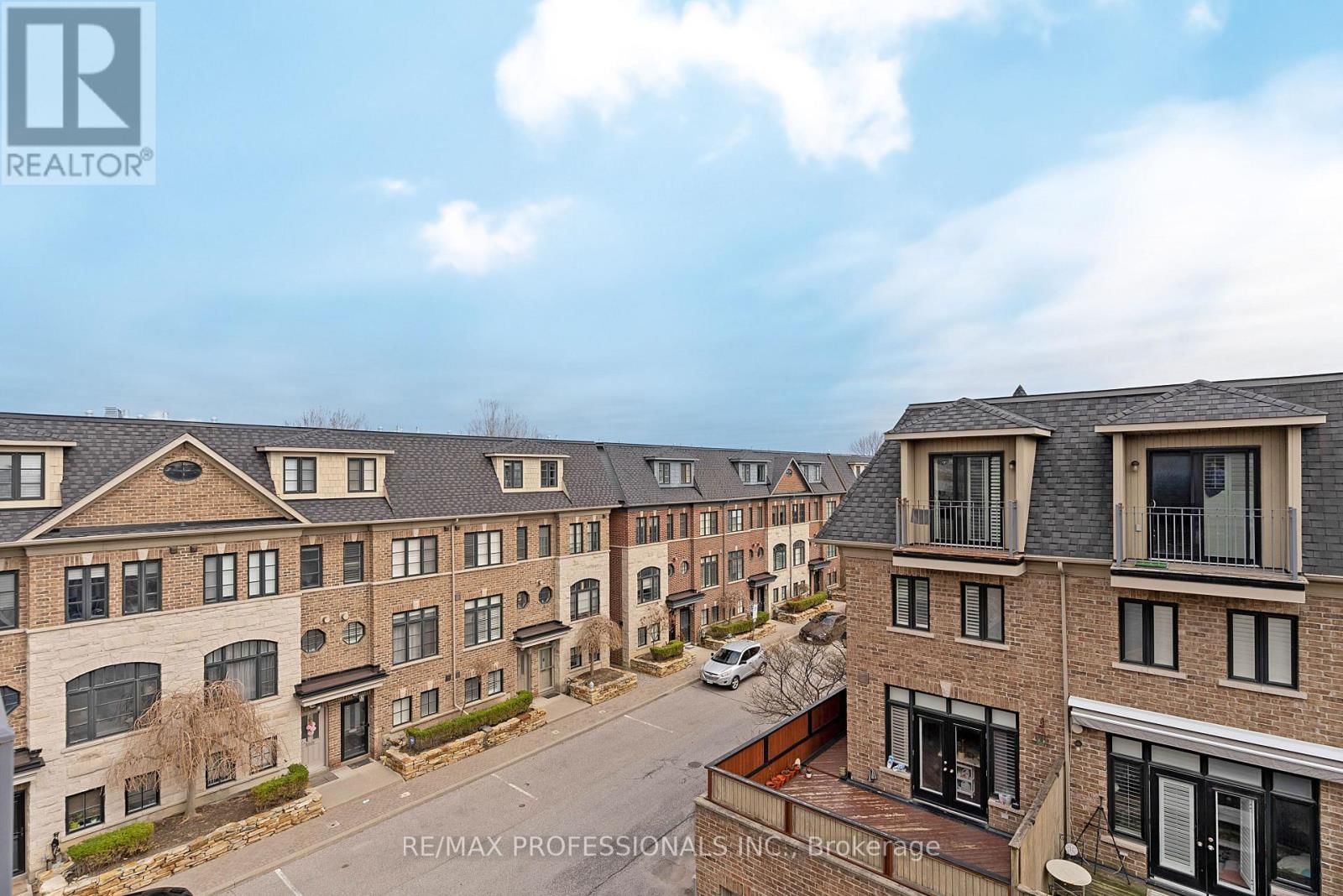 819B OXFORD STREET Image 41