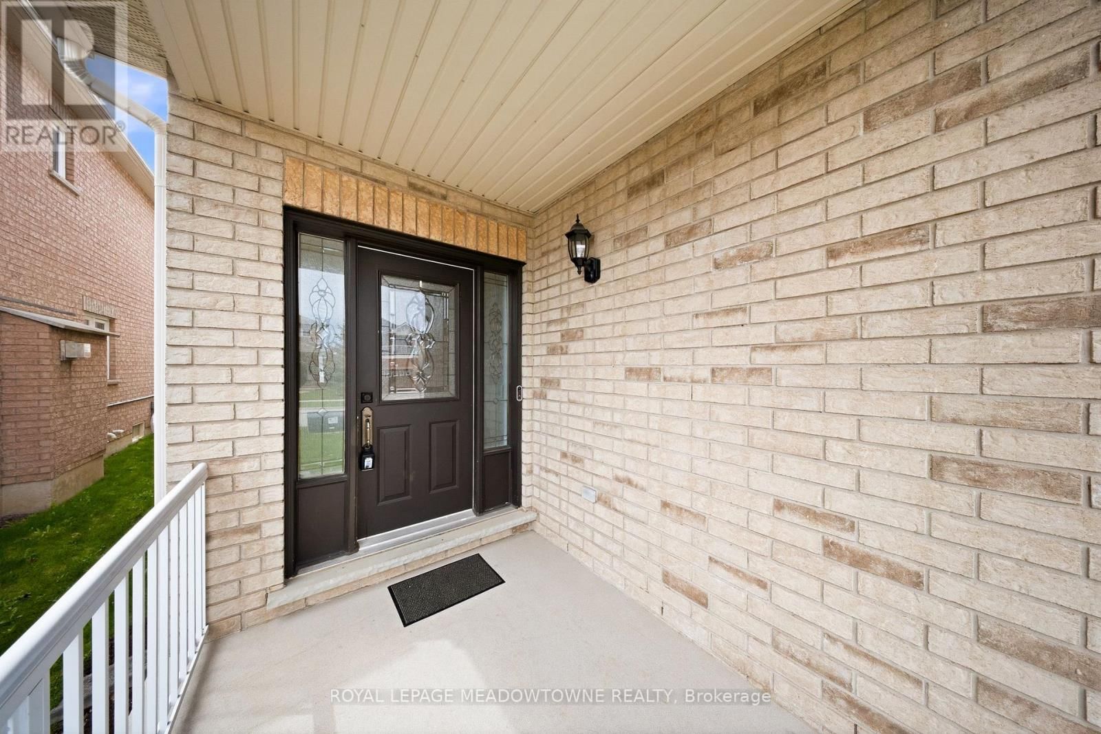 14 EAGLEVIEW WAY Image 9