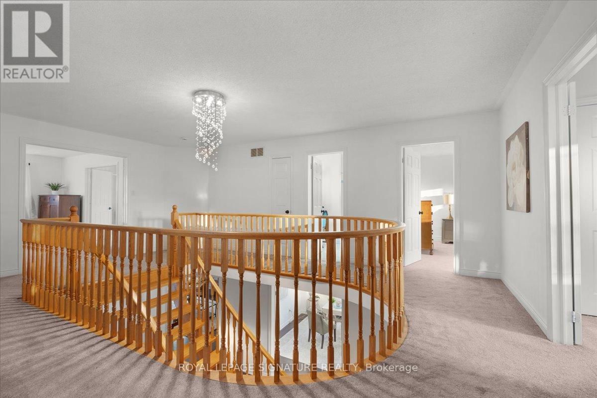 1093 SENLAC COURT Image 24