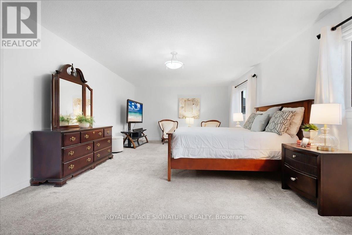 1093 SENLAC COURT Image 25