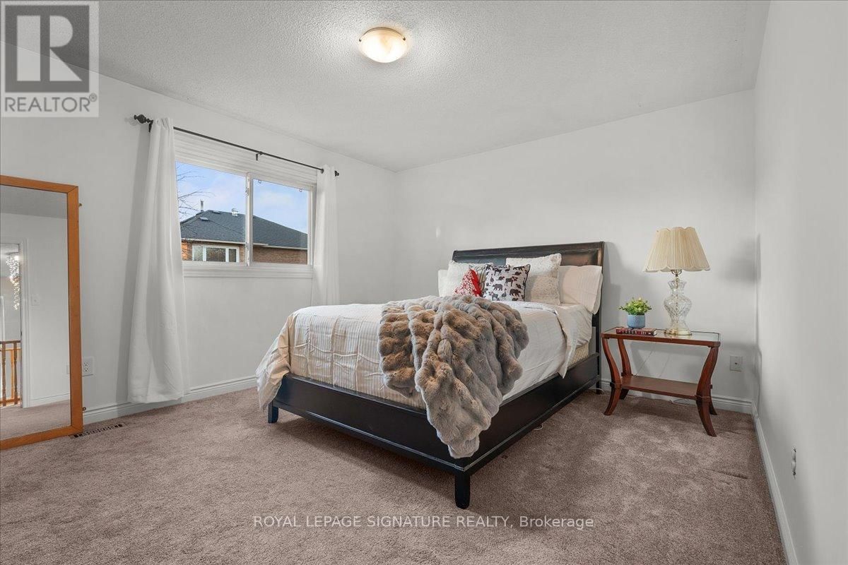 1093 SENLAC COURT Image 36