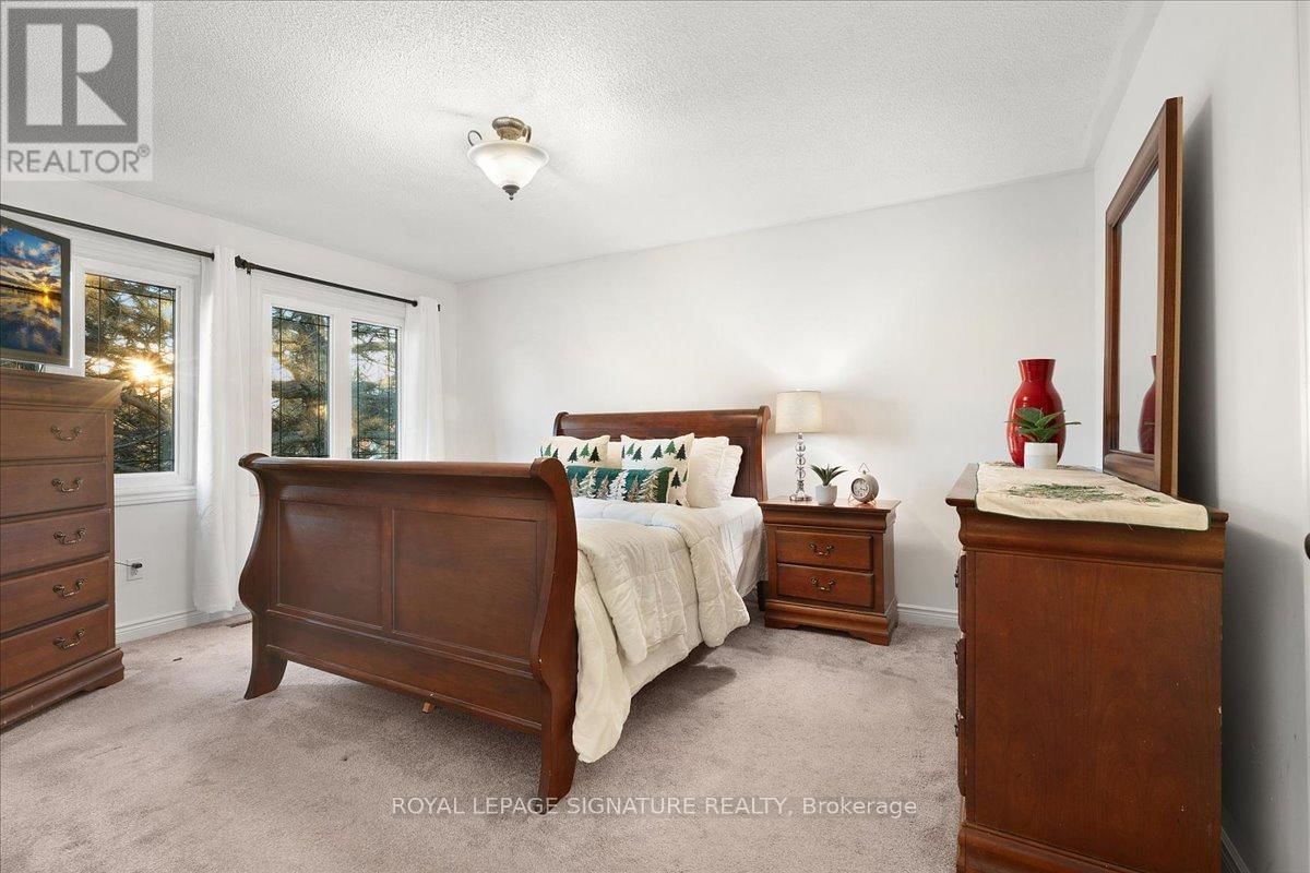 1093 SENLAC COURT Image 37