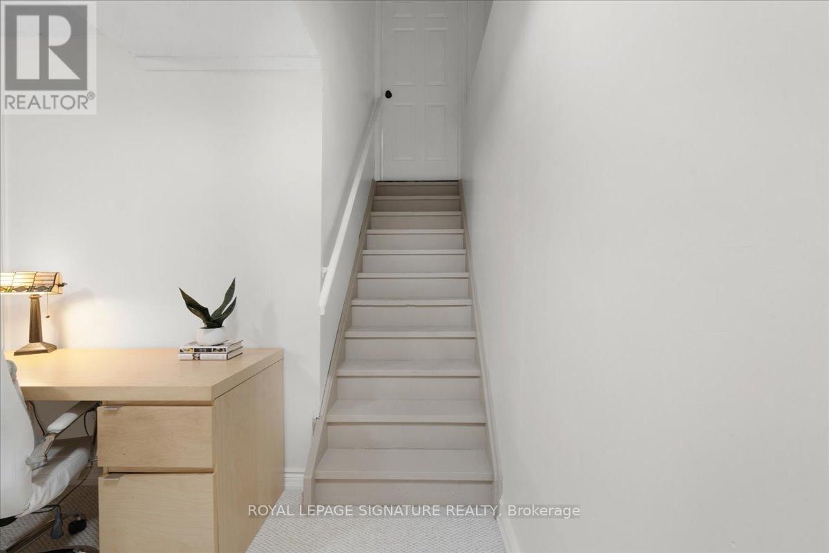 1093 SENLAC COURT Image 40