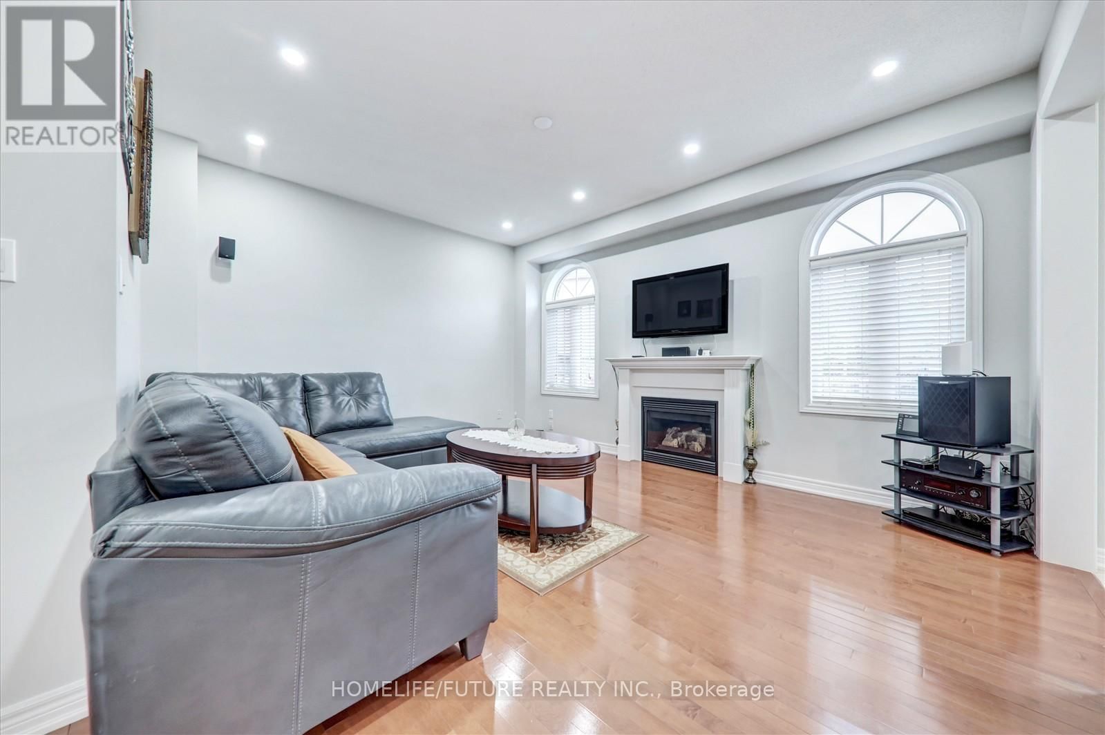 2 TOVEY TERRACE Image 1