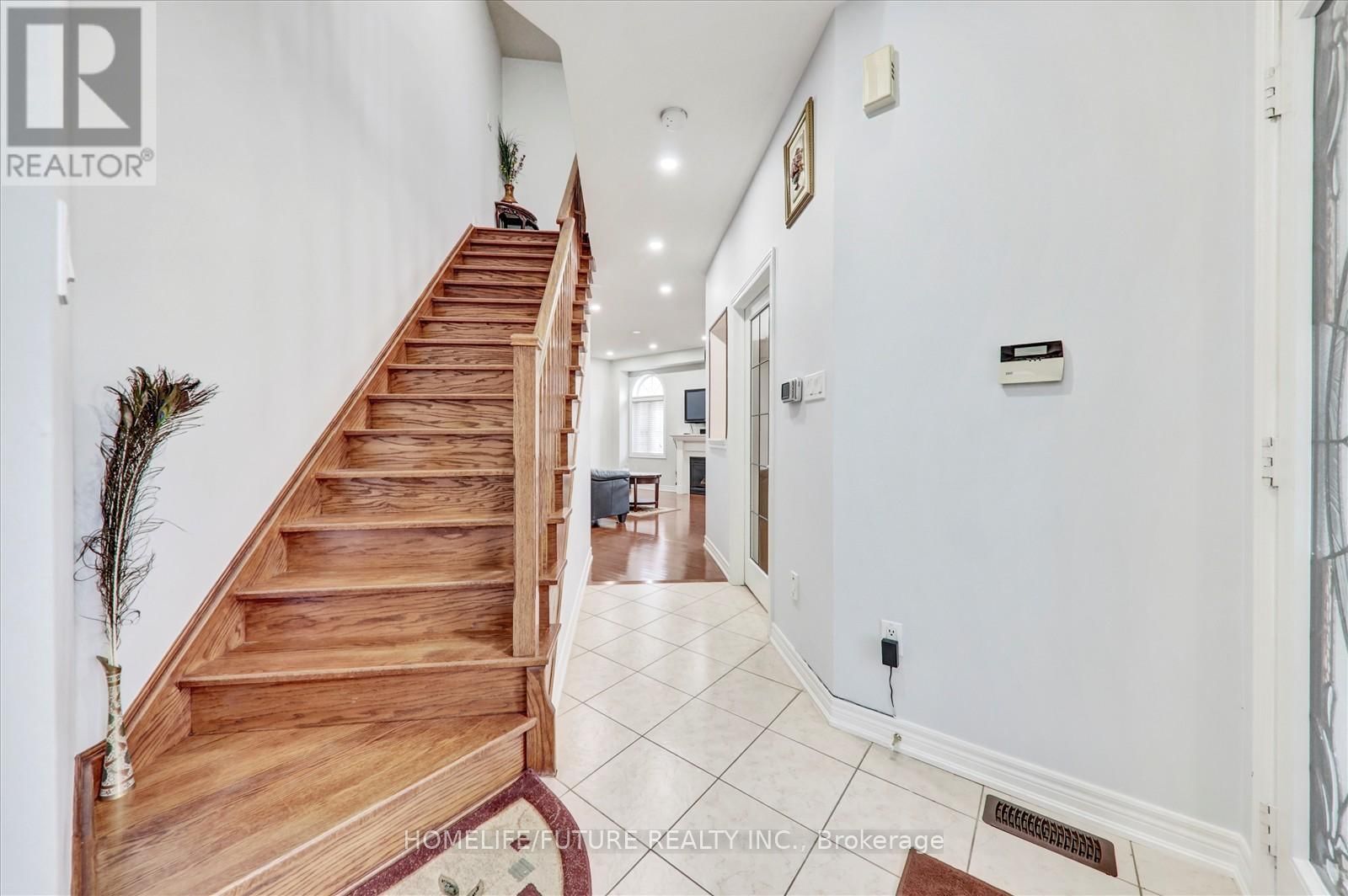 2 TOVEY TERRACE Image 9