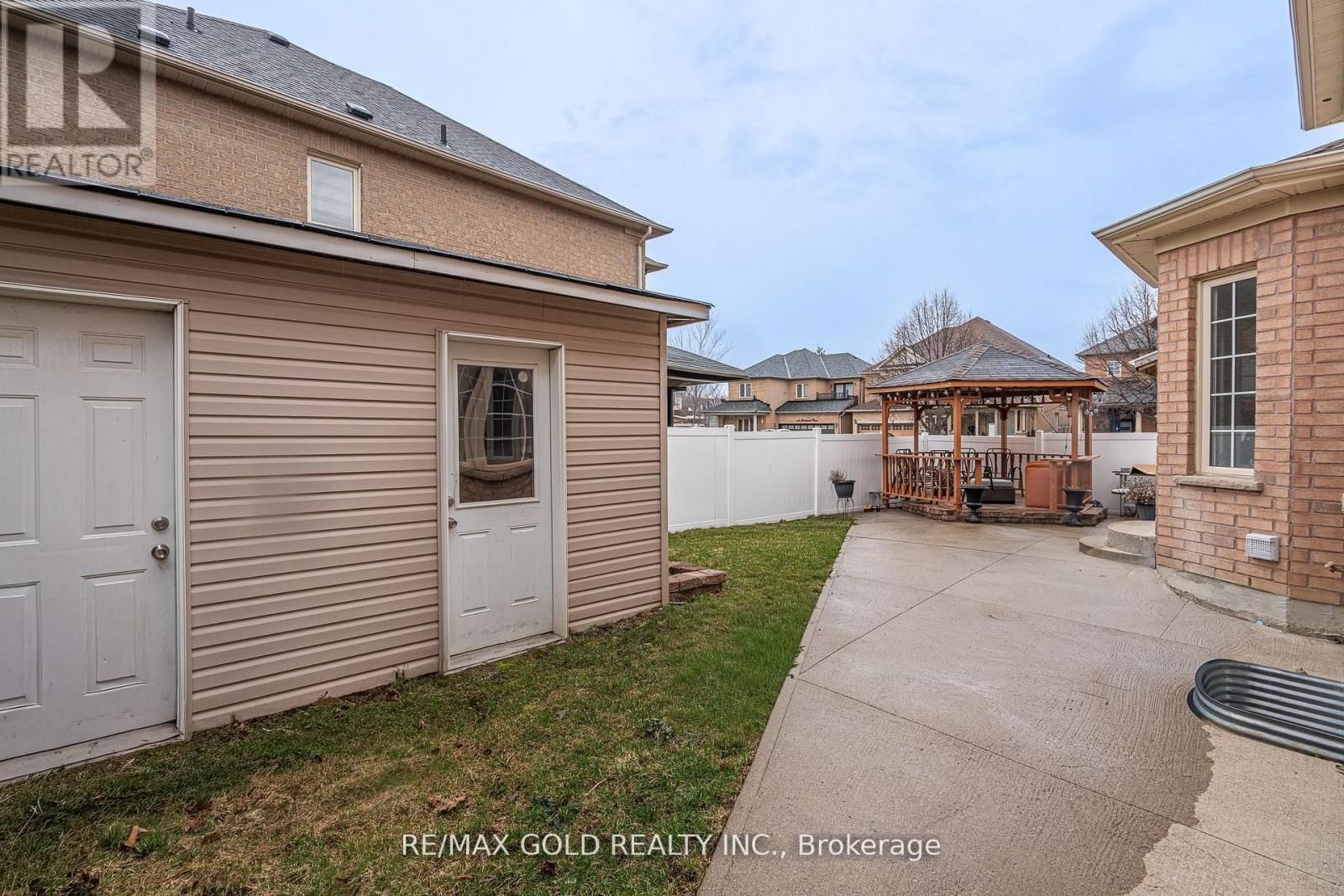 46 EGYPT DRIVE Image 37