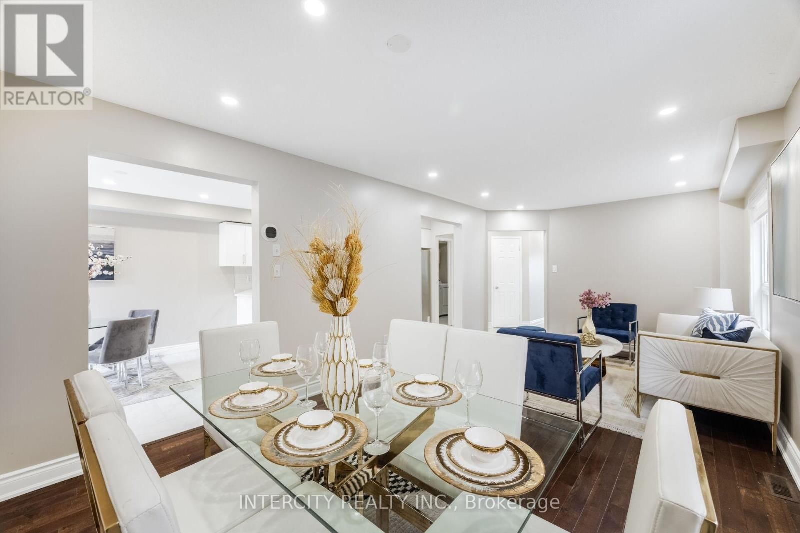 10 CAPISTRO STREET Image 11