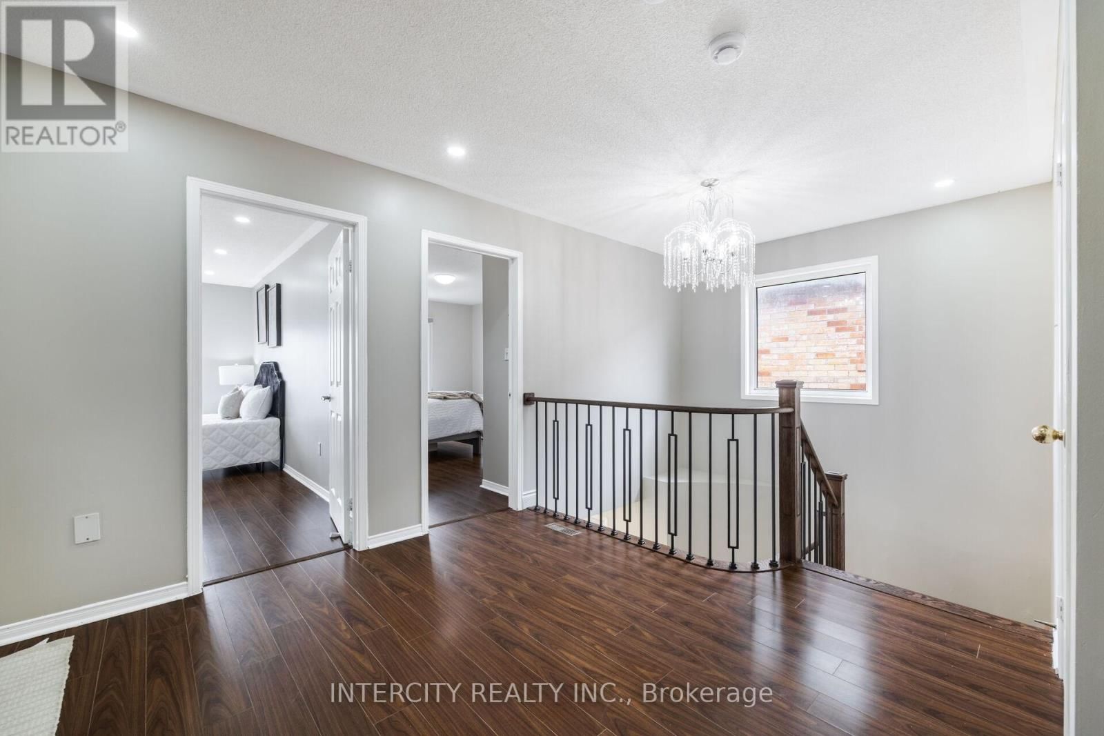 10 CAPISTRO STREET Image 24