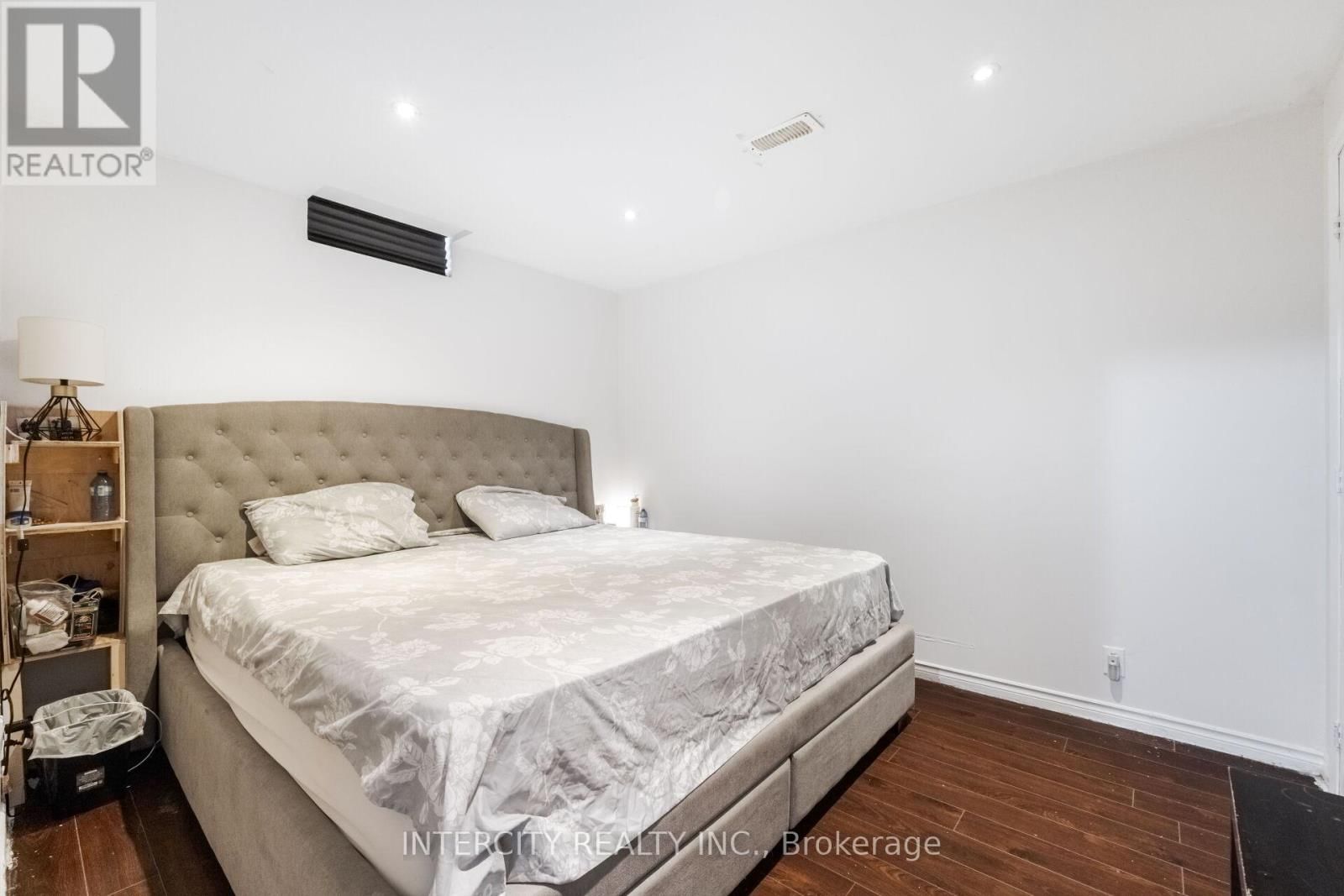 10 CAPISTRO STREET Image 46